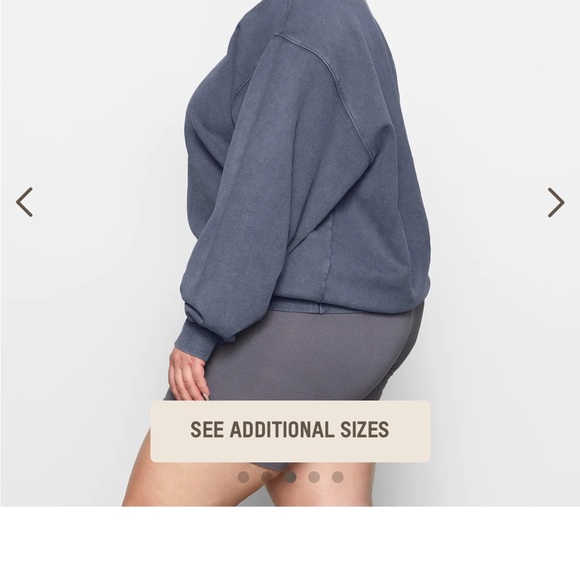 SKIMS Vintage Boyfriend Sweatshirt - Picture 3 of 4